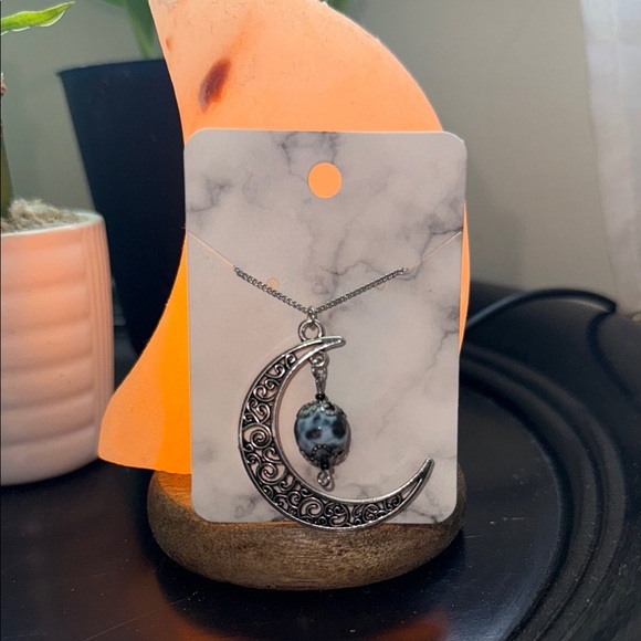 Silver Crescent Moon Pendant Necklace - Picture 1 of 2